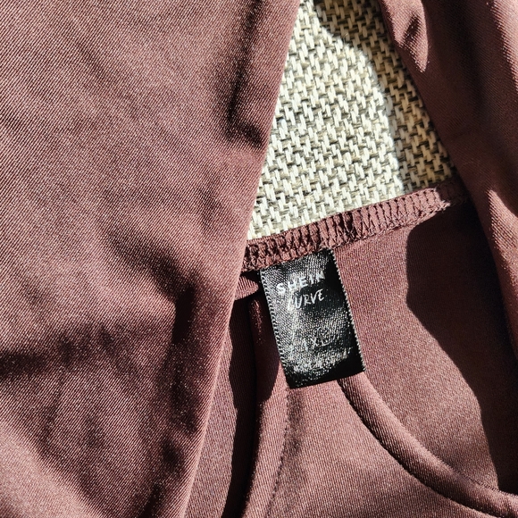 Shein Curve 1X Brown Criss Cross Top - Picture 5 of 7